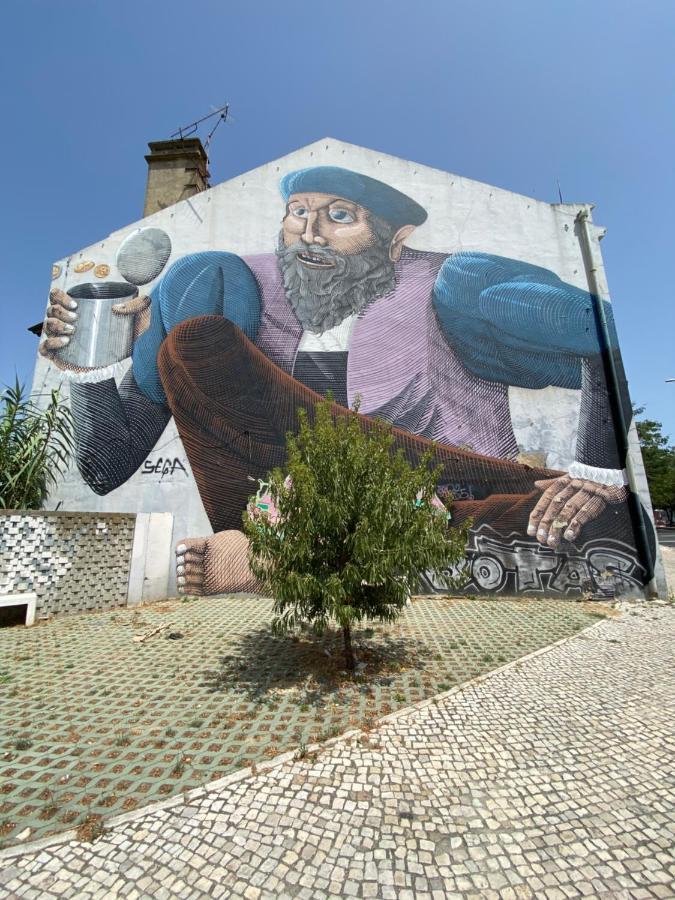 Ostello Casa Vale Ecotainer Lisbona Esterno foto