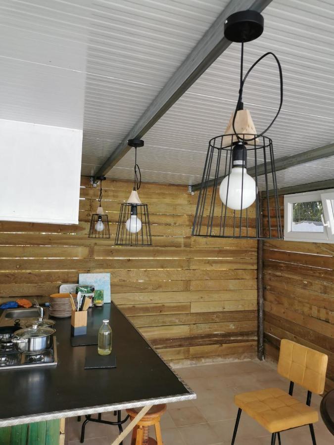 Ostello Casa Vale Ecotainer Lisbona Esterno foto